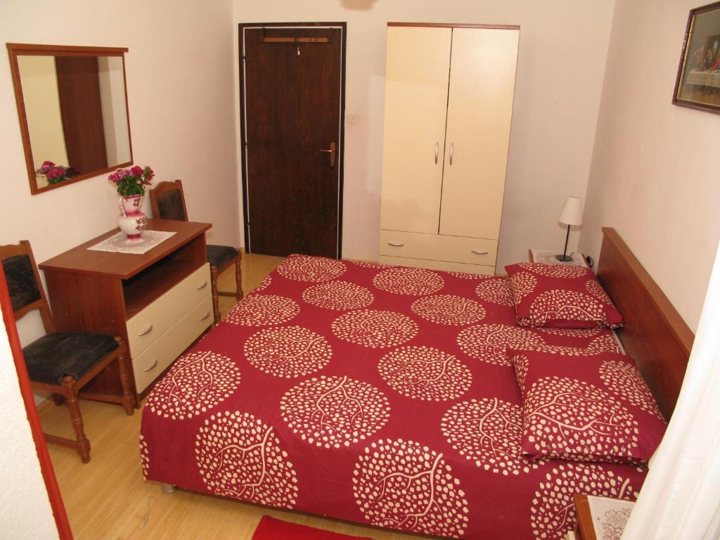 Apartments Ana Trogir Zimmer foto