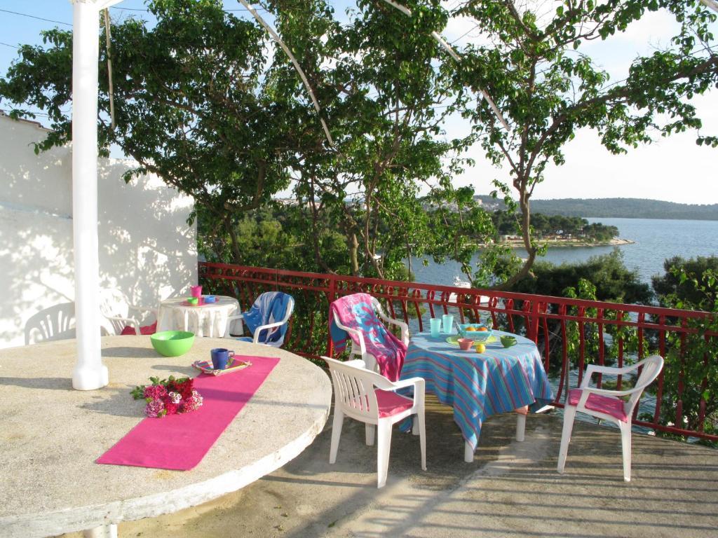 Apartments Ana Trogir Exterior foto